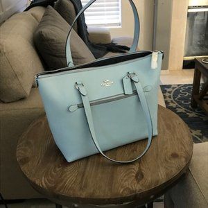 Coach Gallery Leather Tote NWT